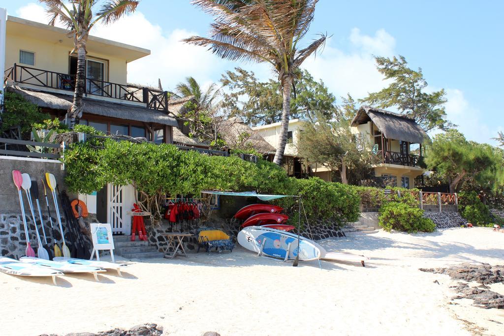 Chantauvent Pensión Blue Bay Exterior foto